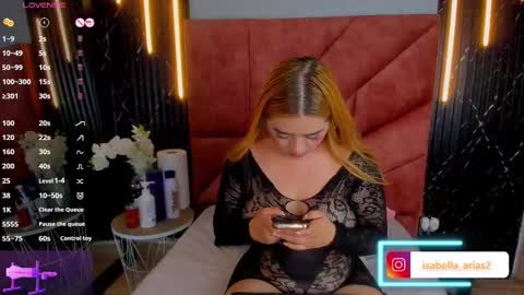 Snapshot of isabella_arias1 chatting on March 4, 4:17 am Isabella Arias online show from March 4, 4:17 am