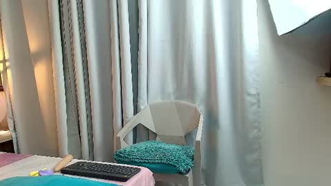 isabella_luxet online show from July 26, 3:31 pm