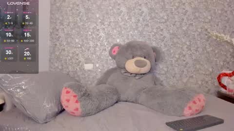 isa  online show from February 17, 6:50 pm