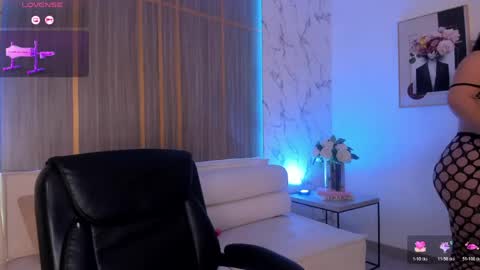 Isabella online show from June 7, 1:44 am