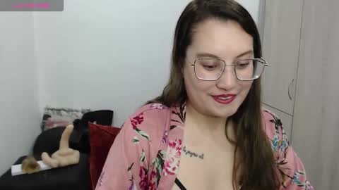 isabellahunter2 online show from October 13, 10:23 pm