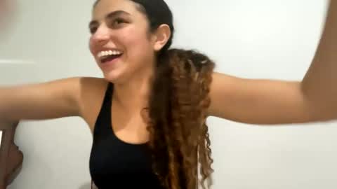 Isabella.. back again  online show from December 27, 1:00 am