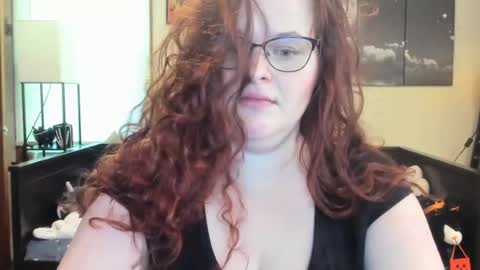 isabellamariedarcy online show from June 17, 3:50 pm