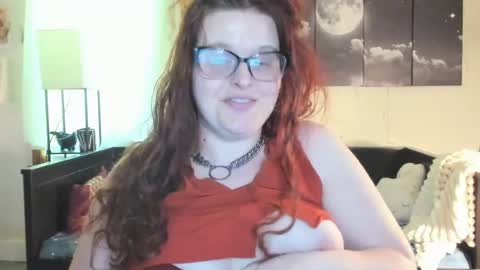 isabellamariedarcy online show from July 21, 9:17 pm