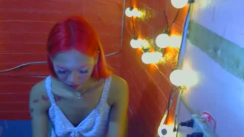 isabellatx online show from March 5, 7:01 pm