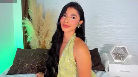 Isa online show from February 4, 10:24 pm