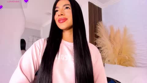 Isa online show from February 1, 10:29 pm