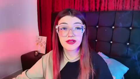 Isabella Ferrer online show from June 26, 5:13 am