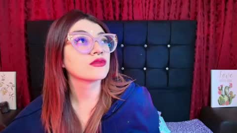 Isabella Ferrer online show from July 13, 5:44 am