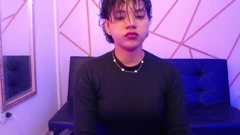 isabela online show from June 17, 3:44 am
