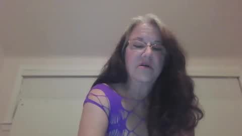 Iseestarz420 online show from December 23, 3:29 am