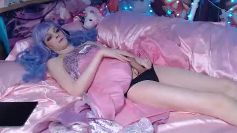 Sele online show from July 6, 10:55 pm