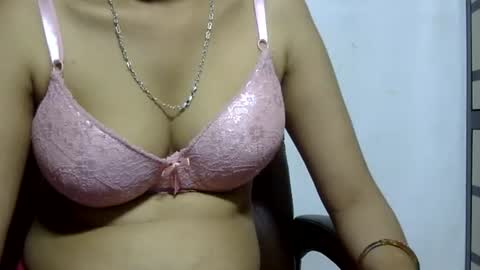 ishika_ishu online show from June 12, 11:53 am