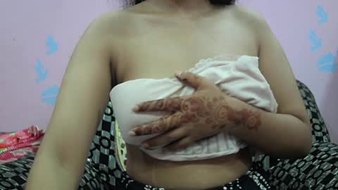 ishika_singh_ online show from July 29, 2:55 am