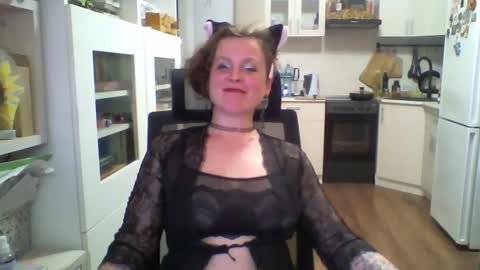 Ishtar 25 online show from January 25, 3:52 pm