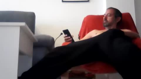 isi99999 online show from February 4, 4:29 pm