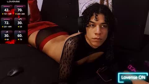 Isidro online show from November 1, 11:15 pm