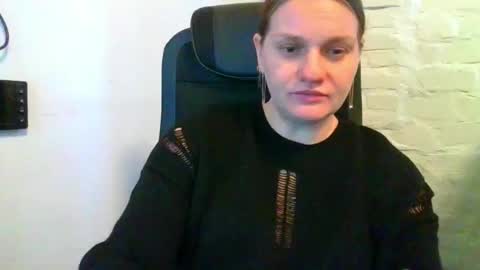 isingle_mom online show from November 19, 5:51 am