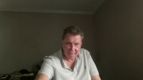 island625103 online show from August 3, 7:31 pm