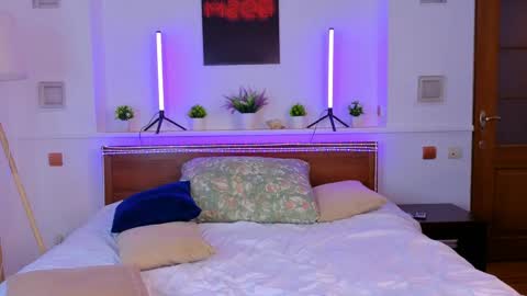 Takumi online show from April 15, 7:06 pm