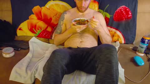 Tall Jewish Ginger DOM online show from January 3, 9:05 pm