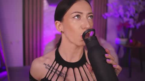 isRubyFever online show from June 21, 5:47 am