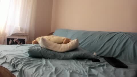 Issabelle online show from March 9, 8:51 am