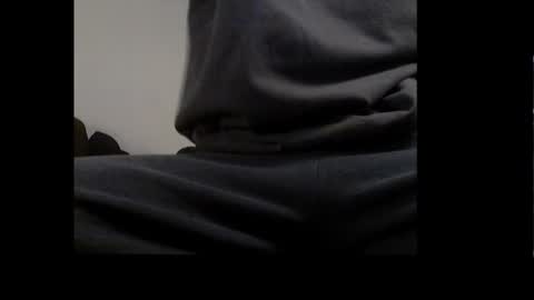 Snapshot of ital25usa chatting on December 7, 11:51 pm ital25usa online show from December 7, 11:51 pm