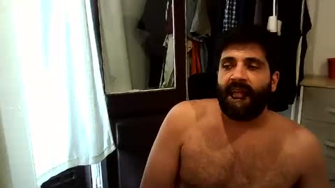 italianboybcn online show from June 13, 2:27 pm