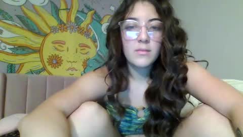 ItalianKitty online show from September 18, 6:17 am