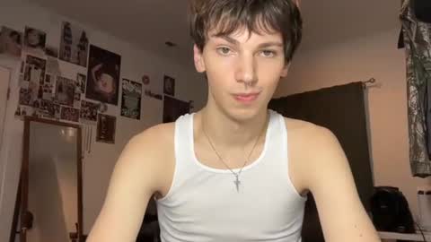 Snapshot of its_rowan chatting on October 21, 1:11 am Rowan online show from October 21, 1:11 am