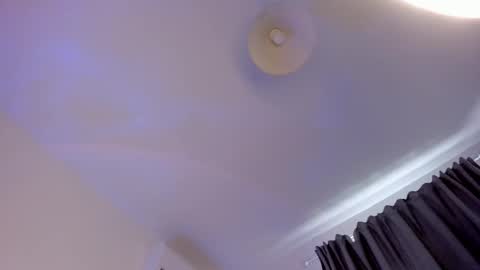 Isabella online show from March 26, 2:44 pm