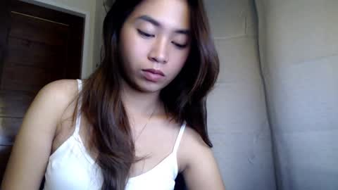 Snapshot of itscandygurl chatting on February 5, 5:53 pm Candy online show from February 5, 5:53 pm