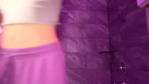 Danielle Rose online show from June 5, 2:18 am