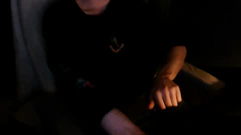 Snapshot of itsnotliam834 chatting on January 2, 10:33 pm itsnotliam834 online show from January 2, 10:33 pm