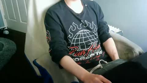 Snapshot of itsnotliam834 chatting on September 18, 12:53 pm itsnotliam834 online show from September 18, 12:53 pm