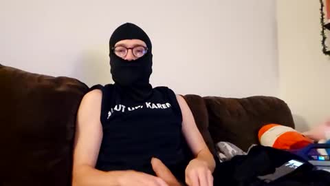 itsscott online show from December 1, 12:41 am