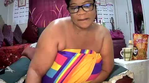 itumeleng74 online show from June 18, 5:57 am