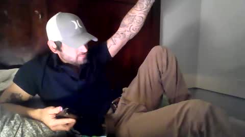 Itzmeebabyy online show from February 5, 7:01 am