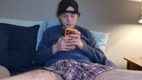 itzzk3nt online show from April 25, 3:41 am