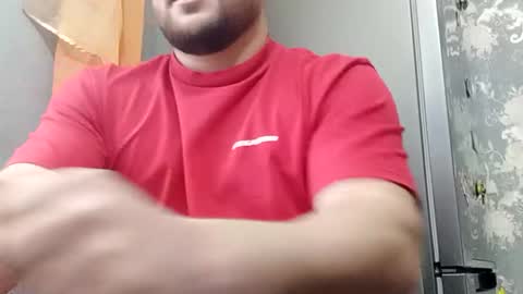 iurcupetru07 online show from December 1, 1:20 pm