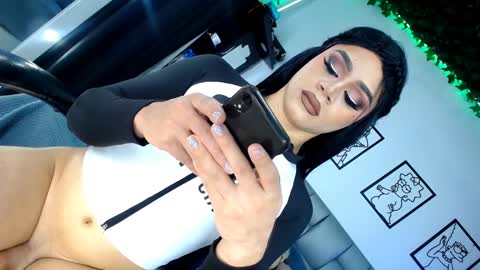 Snapshot of ivan_standford chatting on January 4, 10:02 pm y online show from January 4, 10:02 pm