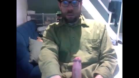 Snapshot of ivanchelon chatting on December 18, 7:08 pm Vanchi online show from December 18, 7:08 pm