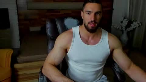 IvanHydee online show from June 11, 4:32 am