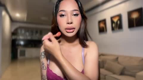 kirstenelsie online show from May 5, 1:23 am