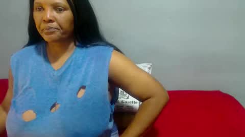 IVORYTITS48 online show from March 10, 5:11 am