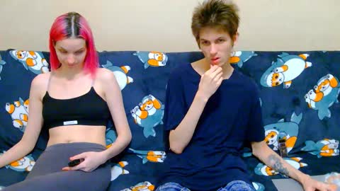 Snapshot of ivy__lester chatting on September 13, 5:32 am Ivy and Lester online show from September 13, 5:32 am
