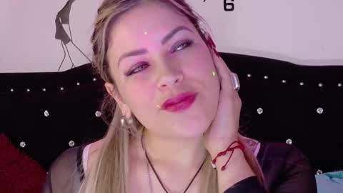 Diana Rojas  online show from September 10, 2:56 am