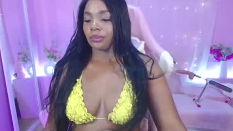 i v y  b l i s s online show from June 14, 5:53 am