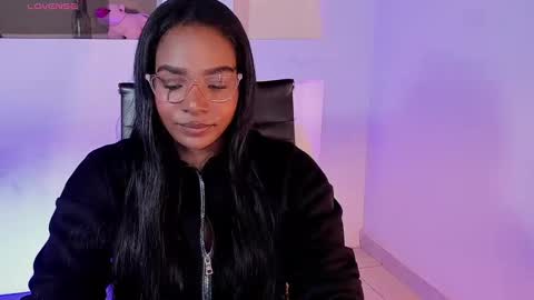 Snapshot of ivybliss8 chatting on February 3, 12:03 pm i v y b l i s s online show from February 3, 12:03 pm